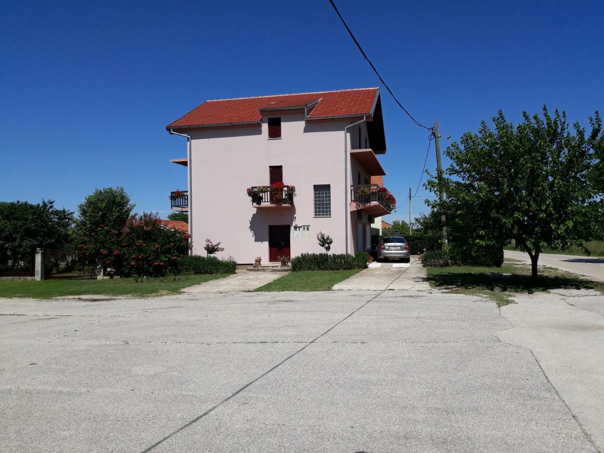 Apartmani Krka Kistanje Extérieur photo